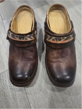 Women's BED STU Triad Brown distressed Leather Mules & Clogs Size 6.5